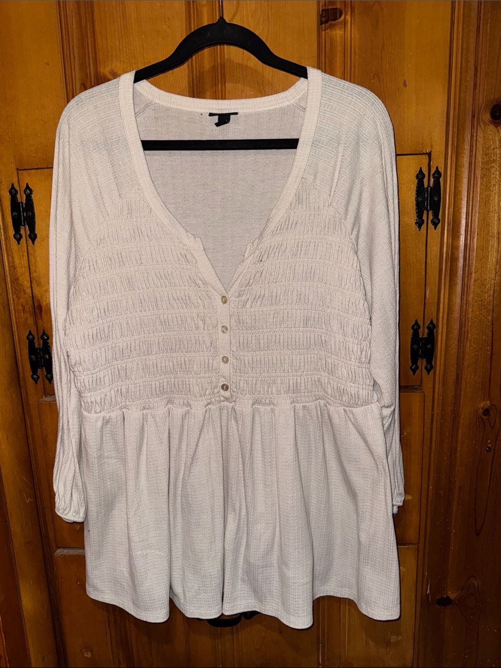 torrid Cream Button-Front Peplum Tunic